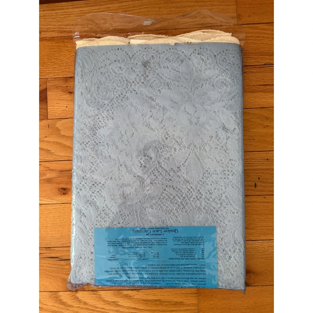 Vtg Quaker Lace Versailles Permanent Press Tablecloth Cover Natural Oblong 70x90